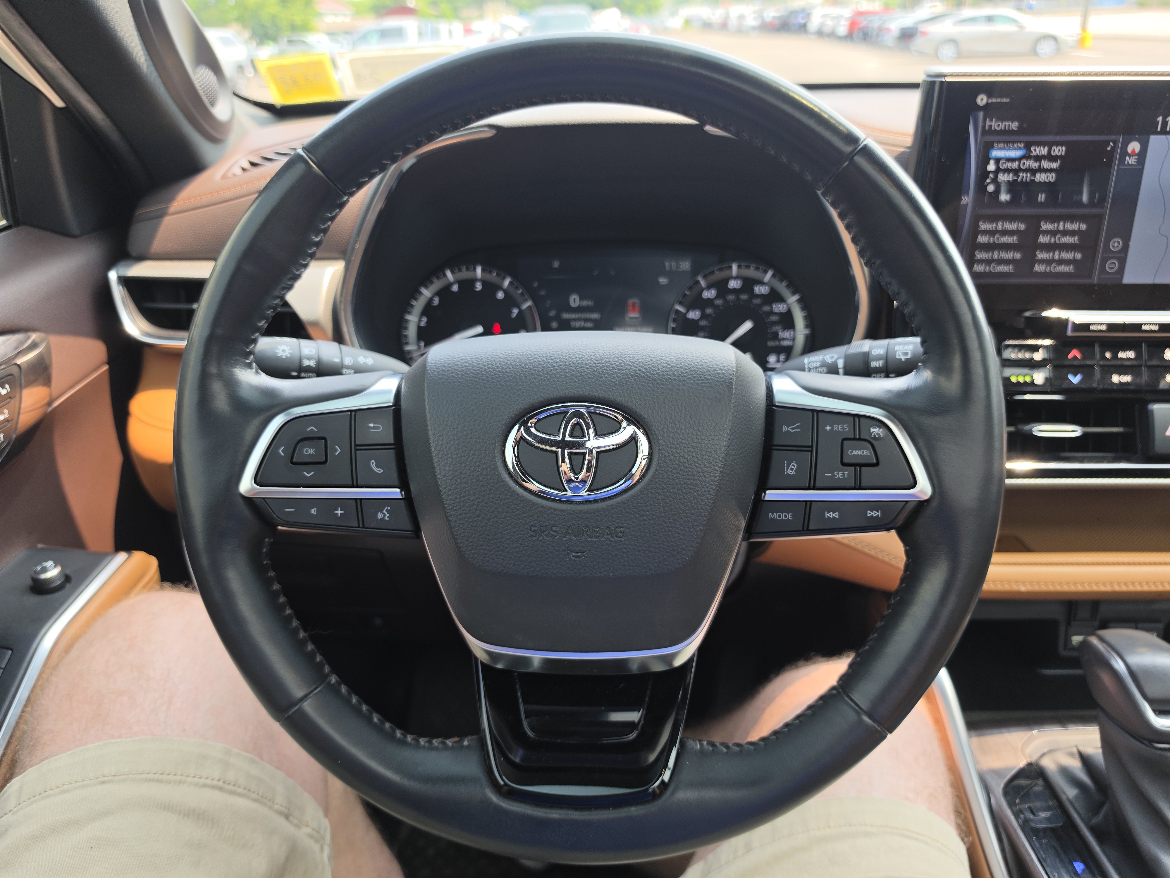 Used 2021 Toyota Highlander Platinum AWD/4WD image 20