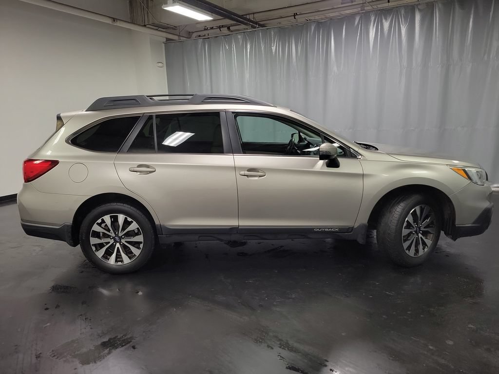 Used 2016 Subaru Outback 2.5i Limited w/ Popular Package #4 AWD/4WD image 10