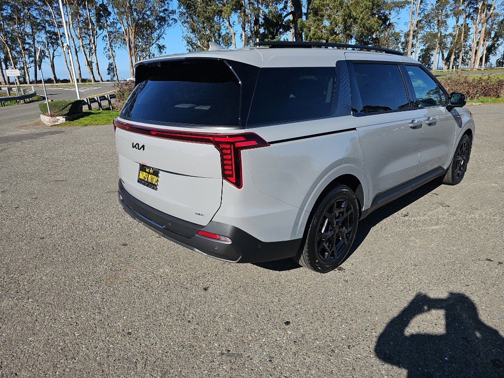 New 2026 Kia Carnival SX Prestige FWD image 5