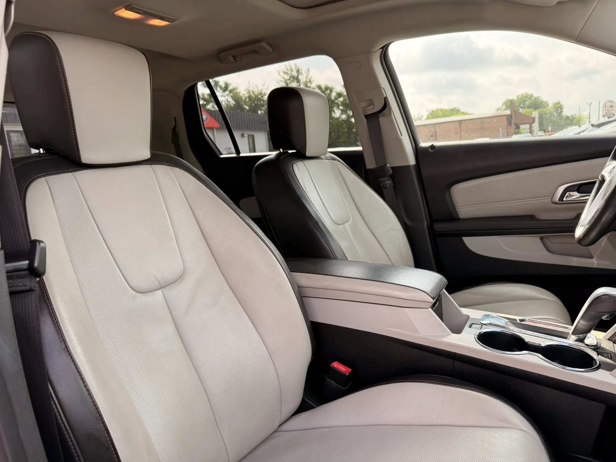 Used 2011 GMC Terrain SLT w/ LPO, Protection Package FWD image 24