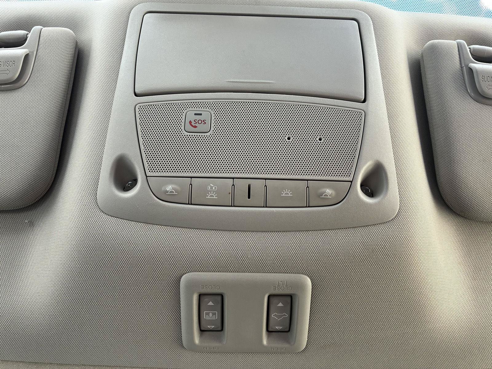 Used 2023 Nissan Murano Platinum AWD/4WD image 32