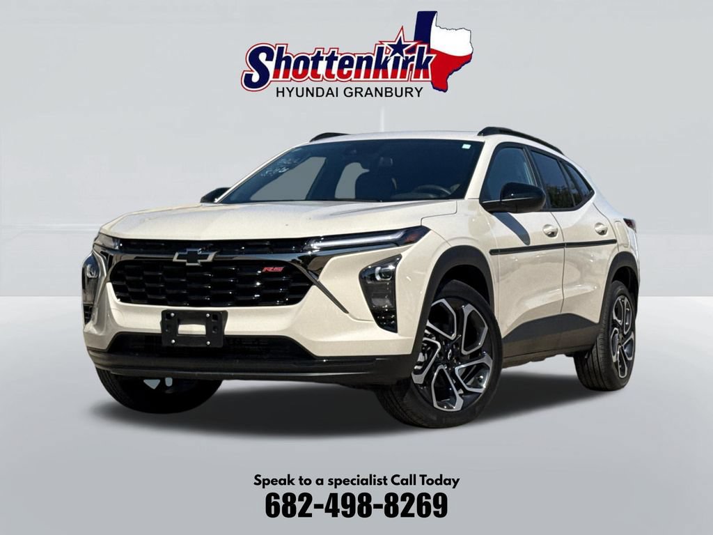 Used 2026 Chevrolet Trax RS w/ Sunroof Package FWD image 1