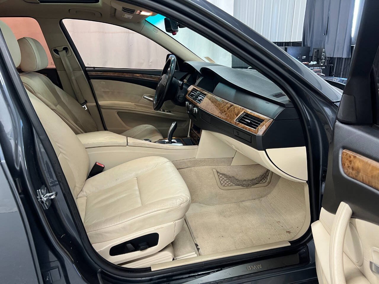 Used 2008 BMW 528i Sedan RWD image 11