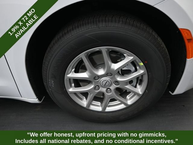 New 2026 Chrysler Voyager LX FWD image 41