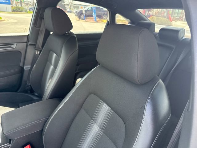 Used 2025 Honda Civic Sport image 12