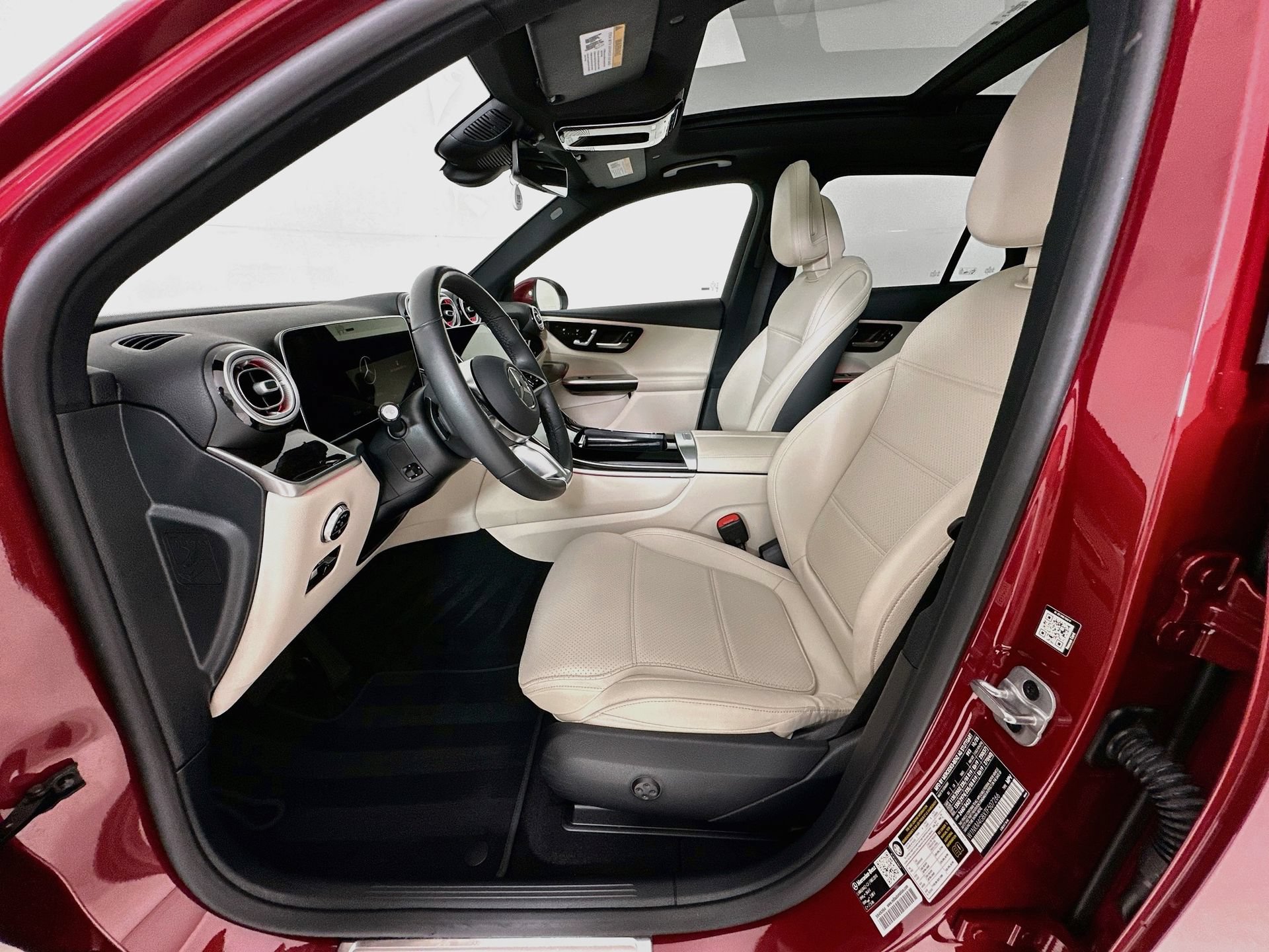 Certified 2026 Mercedes-Benz GLC 300 image 23