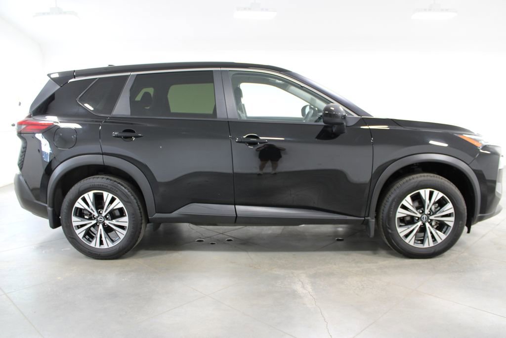 Used 2023 Nissan Rogue SV AWD/4WD image 11