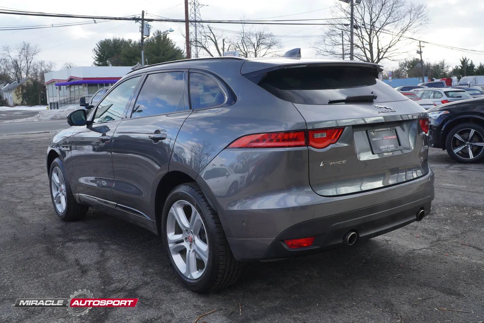 Used 2017 Jaguar F-PACE R-Sport AWD/4WD image 5