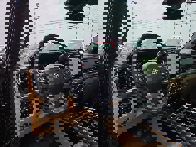 Used 2024 Ford F250 Lariat w/ Lariat Ultimate Package image 8