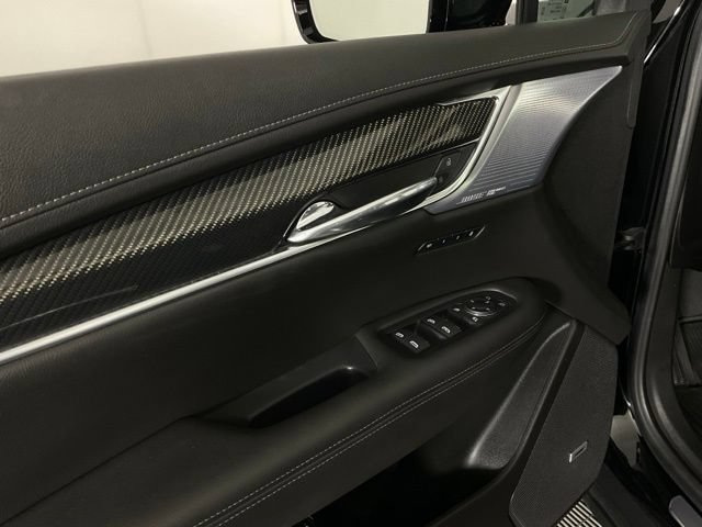 Used 2024 Cadillac XT6 Sport w/ Technology Package AWD/4WD image 24