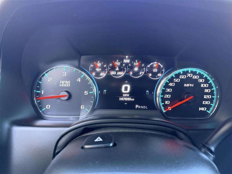 Used 2017 Chevrolet Suburban Premier image 26