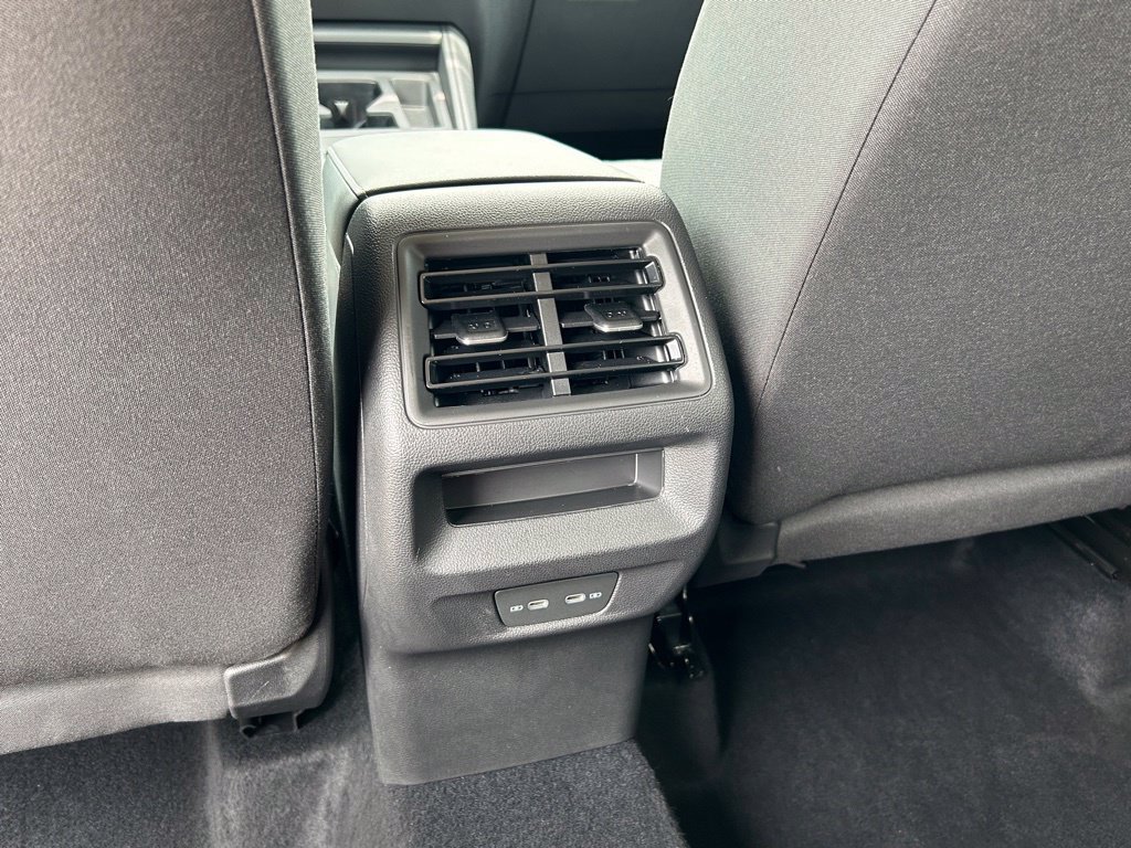 Used 2025 Volkswagen Tiguan S FWD image 57