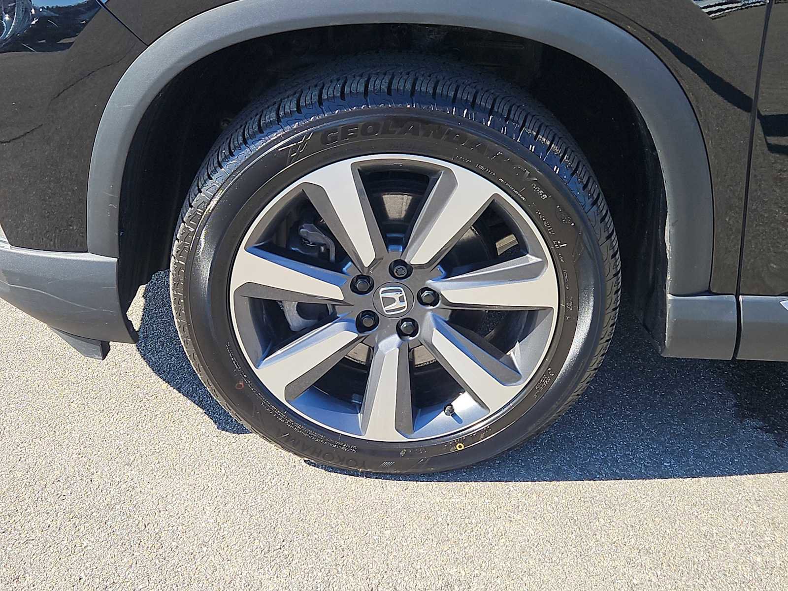 Certified 2023 Honda Pilot Elite image 2