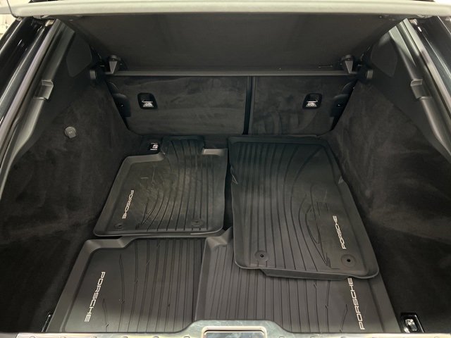 Used 2019 Porsche Panamera image 44