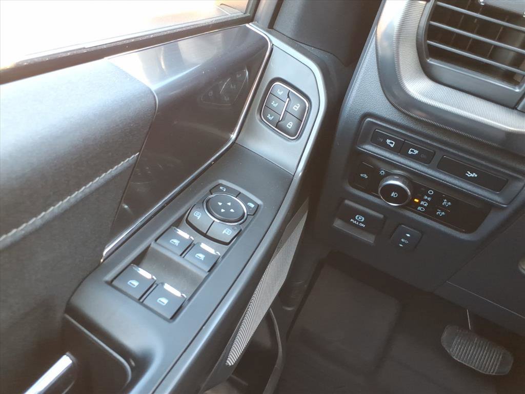 Used 2024 Ford F150 Lariat AWD/4WD image 19