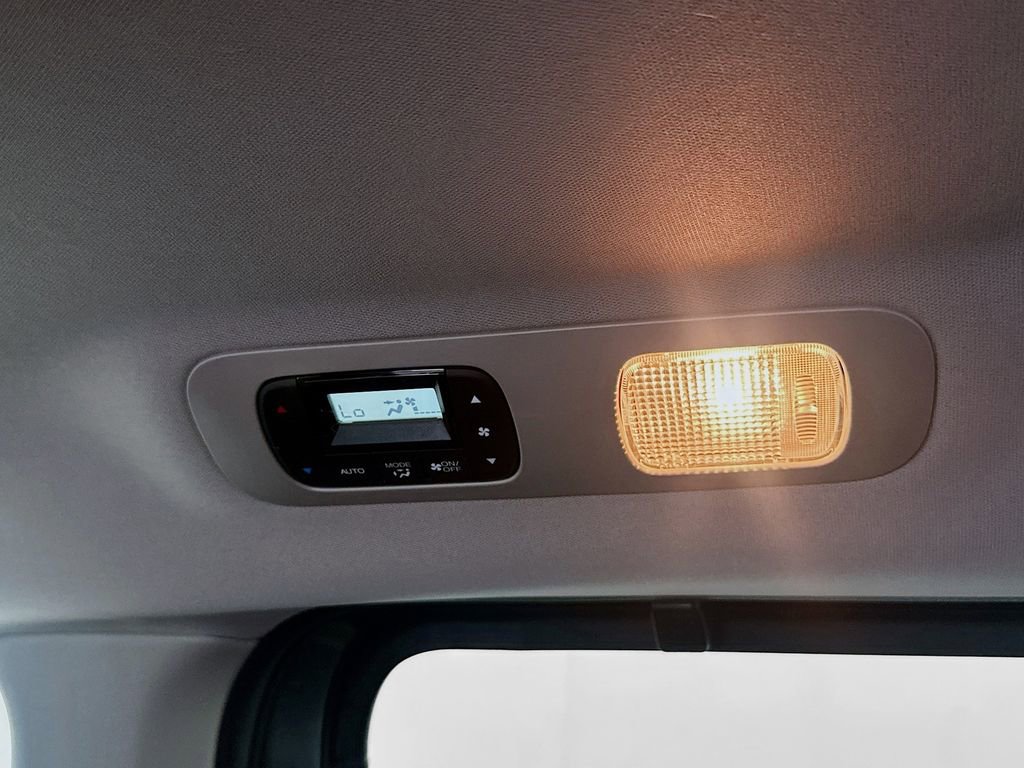 Used 2024 Honda Odyssey Touring image 25