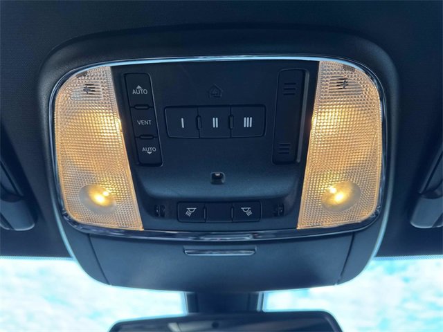 Used 2023 Dodge Charger Scat Pack image 22