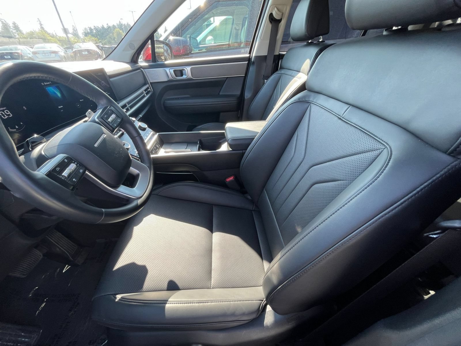 Used 2026 Hyundai Santa Fe SEL AWD/4WD image 28