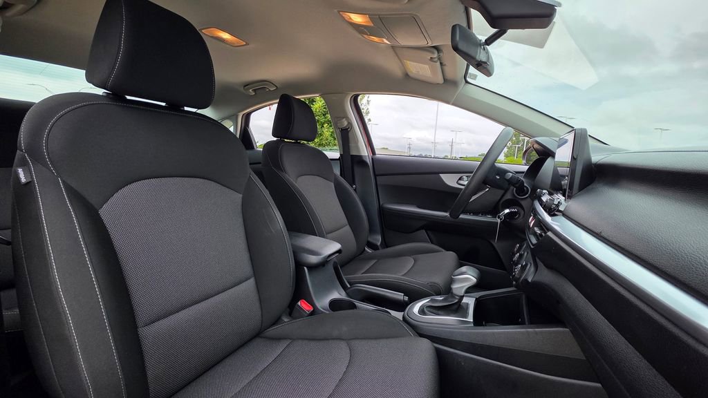 Used 2023 Kia Forte LXS image 14