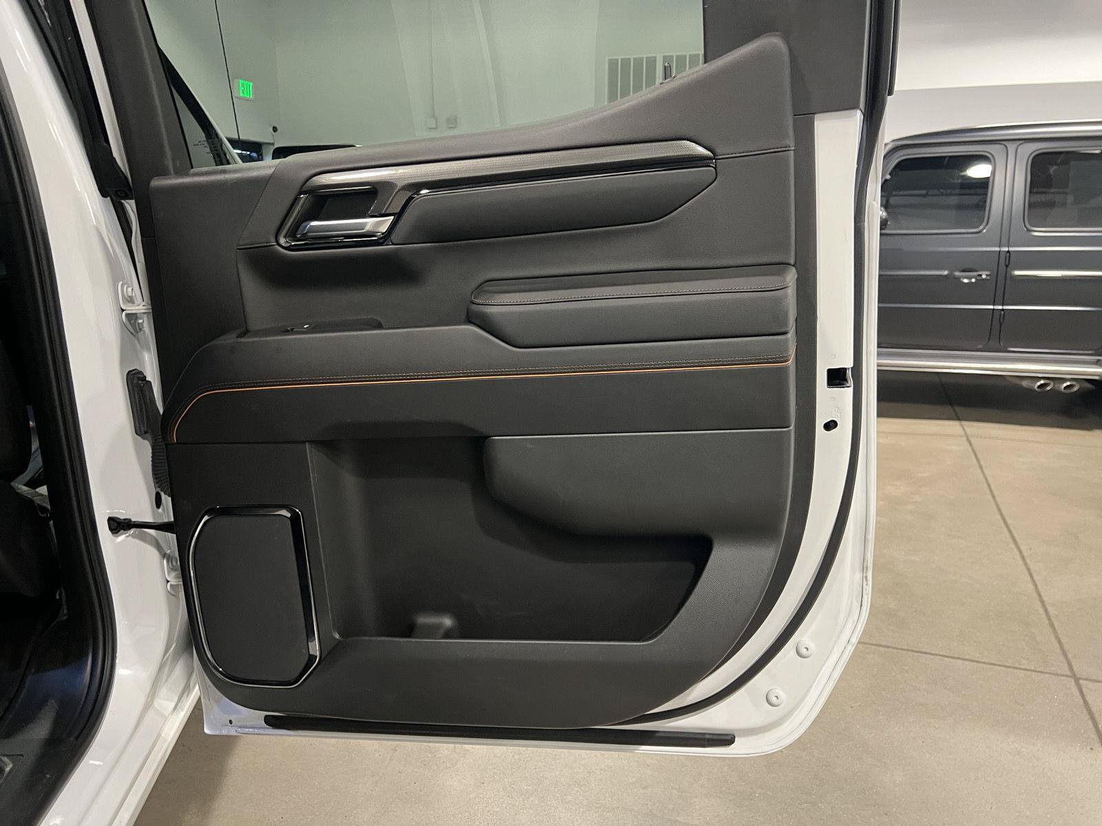 Used 2023 GMC Sierra 1500 AT4 w/ AT4 Preferred Package AWD/4WD image 48