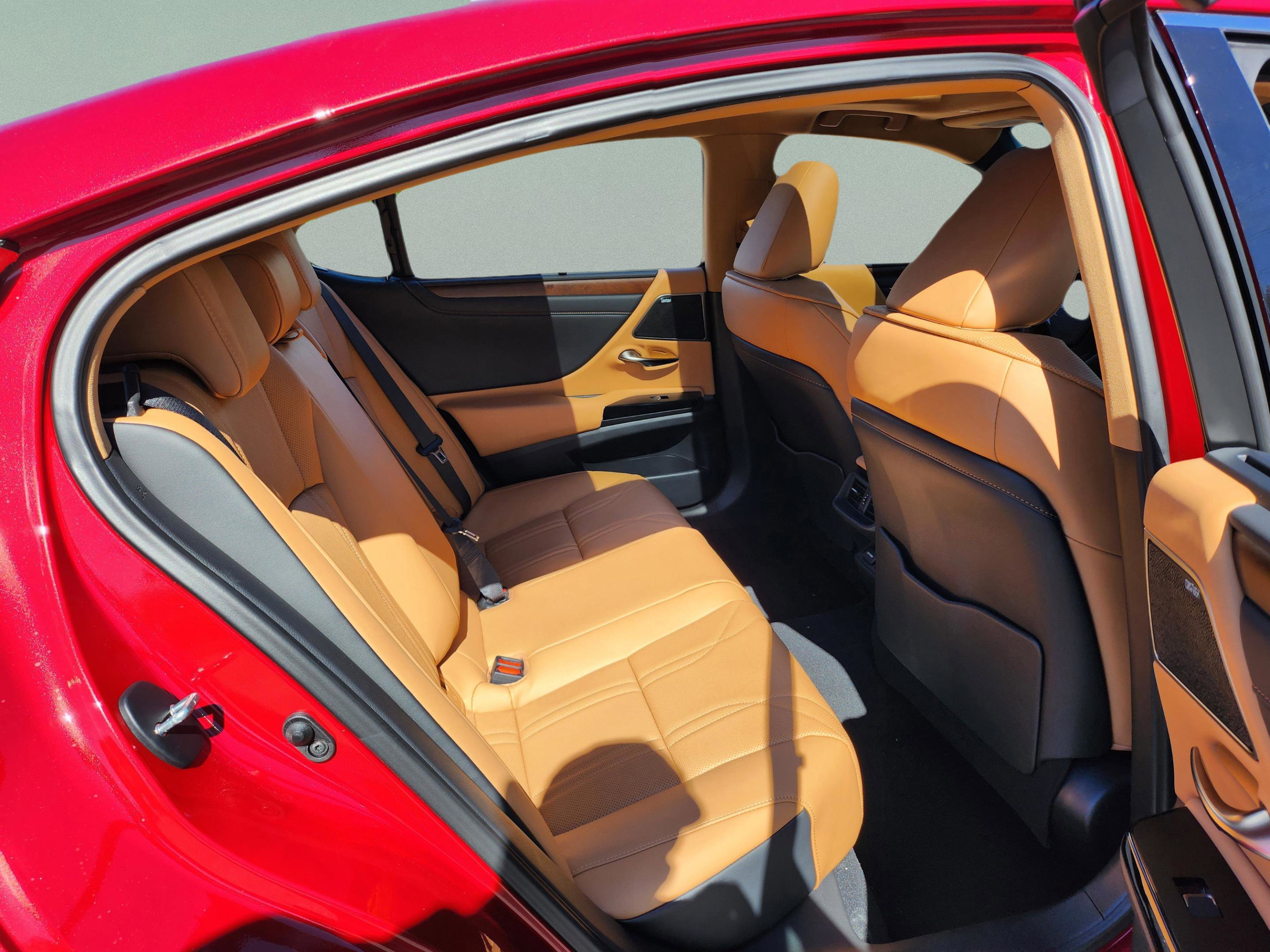 New 2025 Lexus ES 350 Ultra Luxury image 32