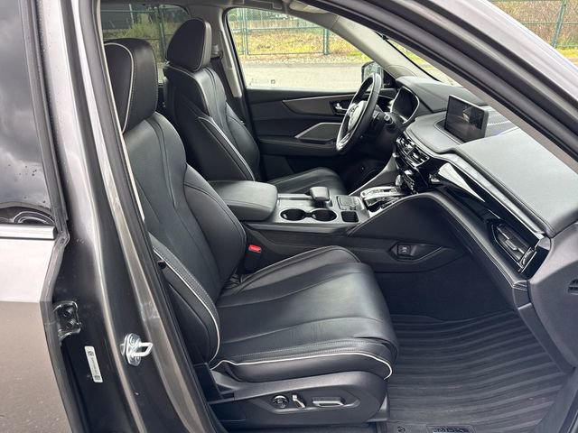 Used 2024 Acura MDX SH-AWD w/ Advance Package image 11