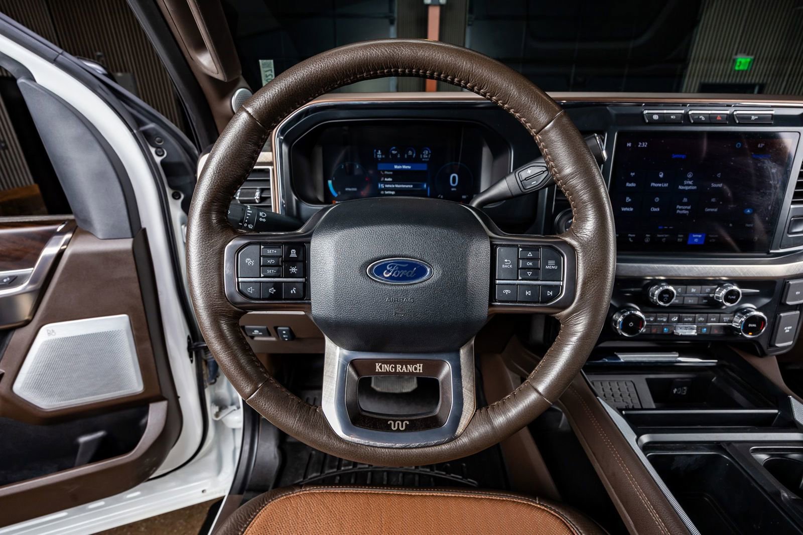 Used 2024 Ford F450 King Ranch w/ Camper Package image 19