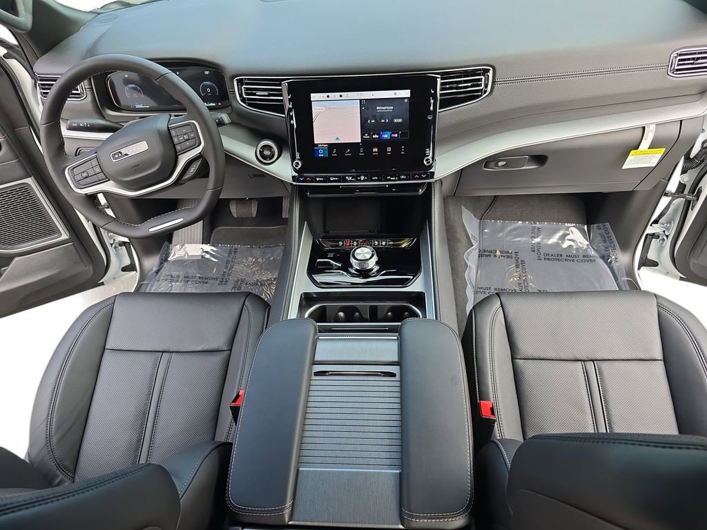 New 2025 Jeep Wagoneer L Series II AWD/4WD image 9