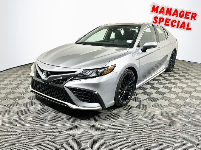 Certified 2023 Toyota Camry XSE w/ Cold Weather Package AWD/4WD image 4