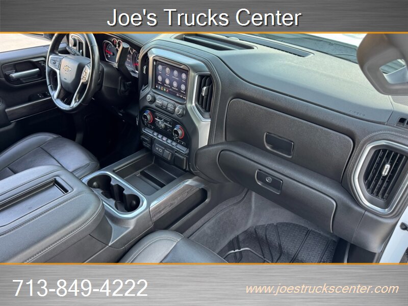 Used 2021 Chevrolet Silverado 3500 LTZ w/ LTZ Convenience Package AWD/4WD image 27