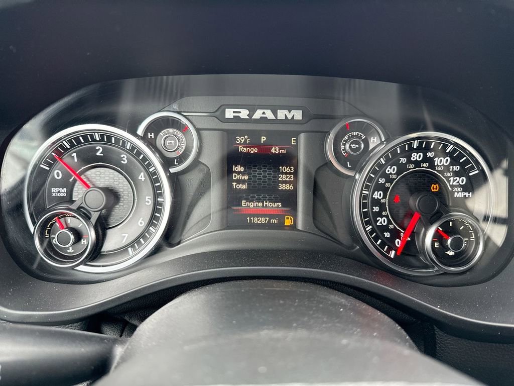 Used 2021 RAM 1500 Big Horn image 15