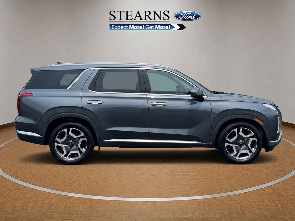 Used 2023 Hyundai Palisade Limited w/ Cargo Package AWD/4WD image 4