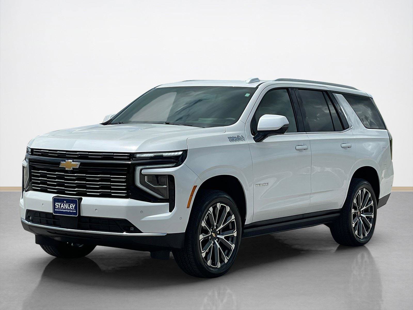 Used 2025 Chevrolet Tahoe High Country image 3