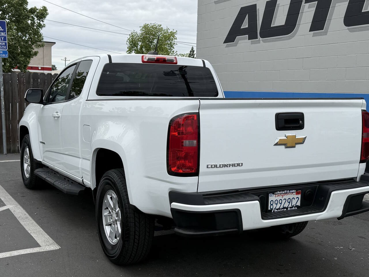 Used 2016 Chevrolet Colorado W/T w/ WT Convenience Package RWD image 4