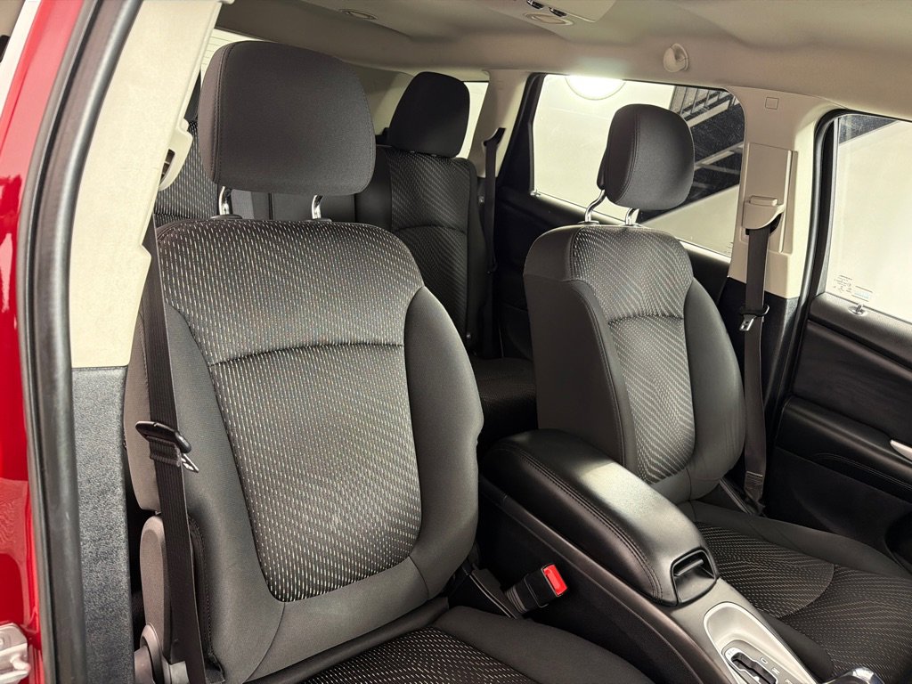Used 2016 Dodge Journey SXT w/ Comfort/Convenience Group AWD/4WD image 23