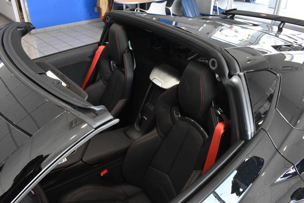 New 2026 Chevrolet Corvette Stingray Preferred Cpe w/ Z51 Performance Package RWD image 9