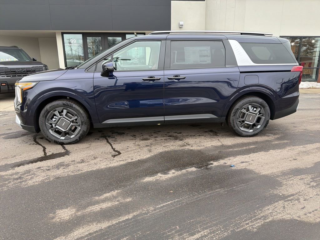 New 2026 Kia Carnival EX image 2