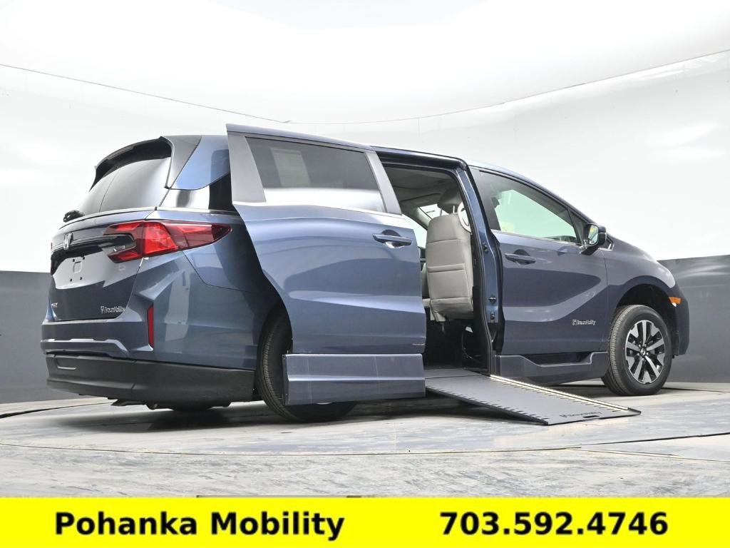 Used 2026 Honda Odyssey EX-L image 15