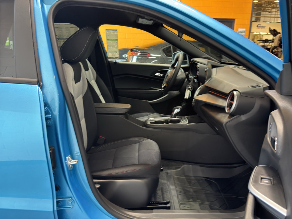 New 2026 Chevrolet Trax RS FWD image 16