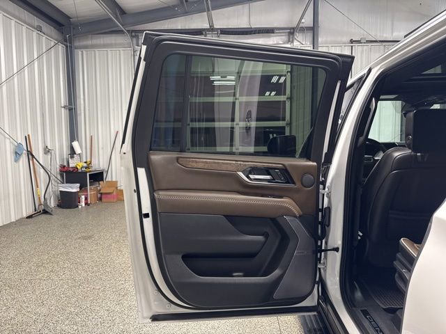 Used 2025 GMC Yukon XL Denali Ultimate image 19