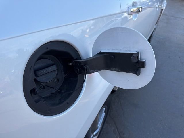 Used 2015 Cadillac SRX Premium AWD/4WD image 22