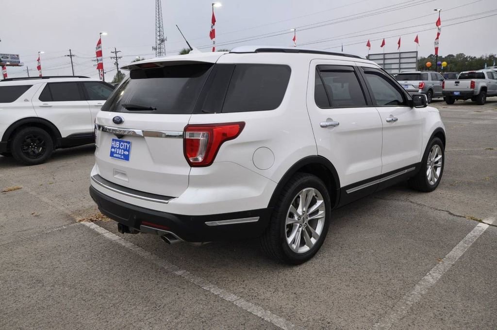 Used 2018 Ford Explorer Limited w/ Equipment Group 301A image 5