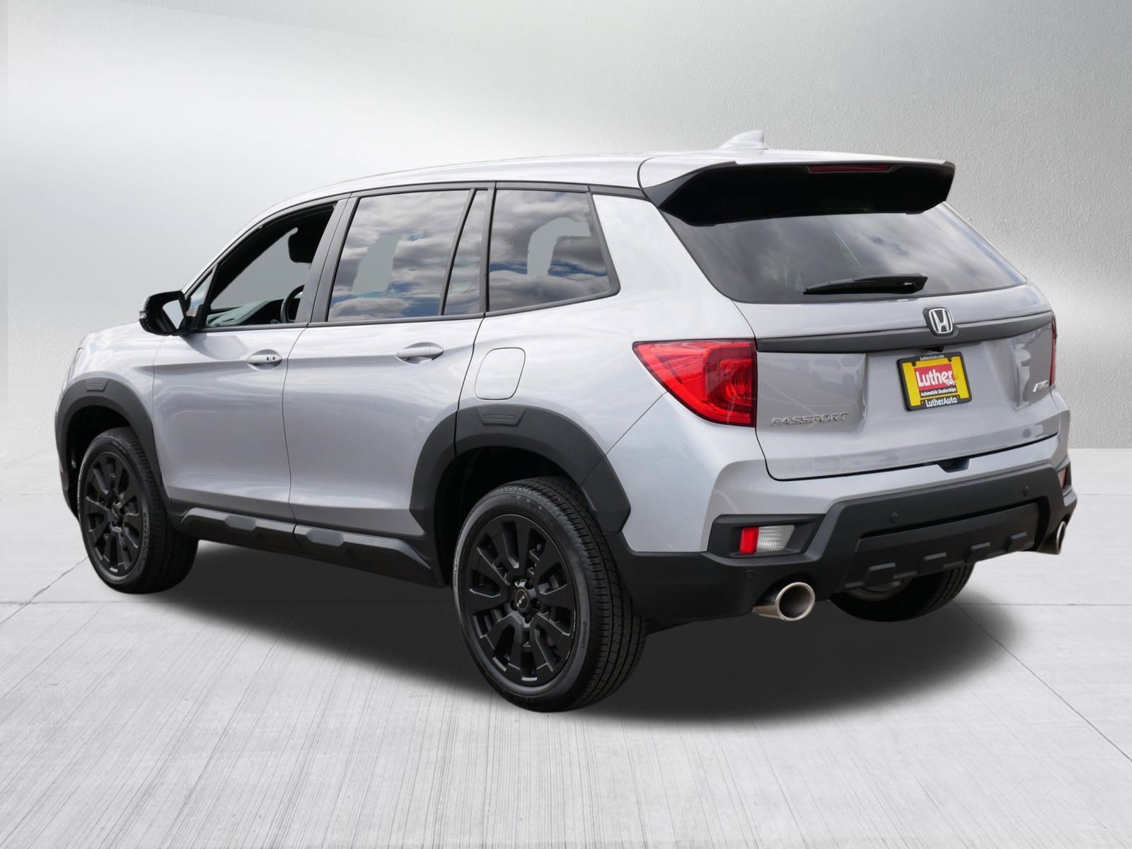 Used 2023 Honda Passport EX-L image 5