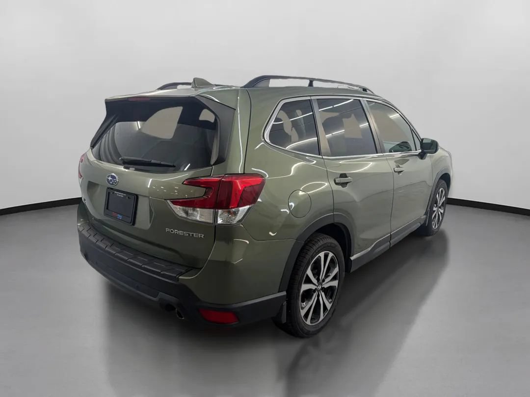 Used 2019 Subaru Forester Limited AWD/4WD image 10