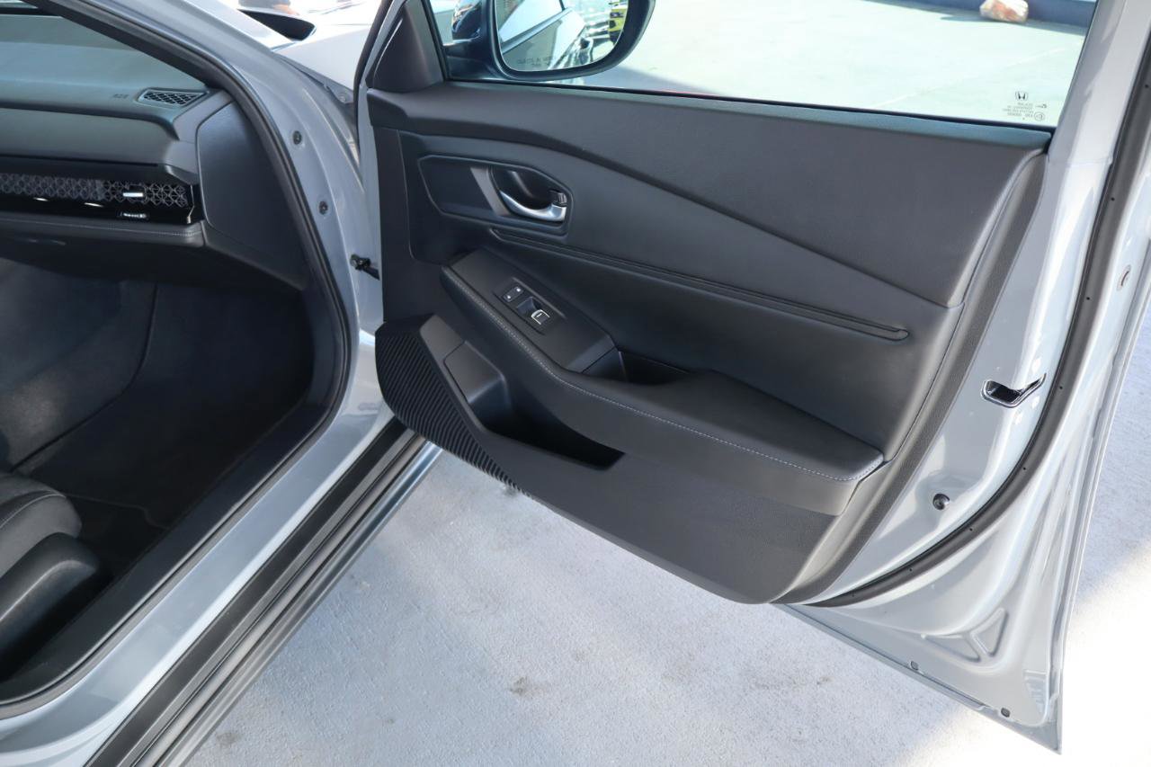 Used 2025 Honda Accord Sport image 39