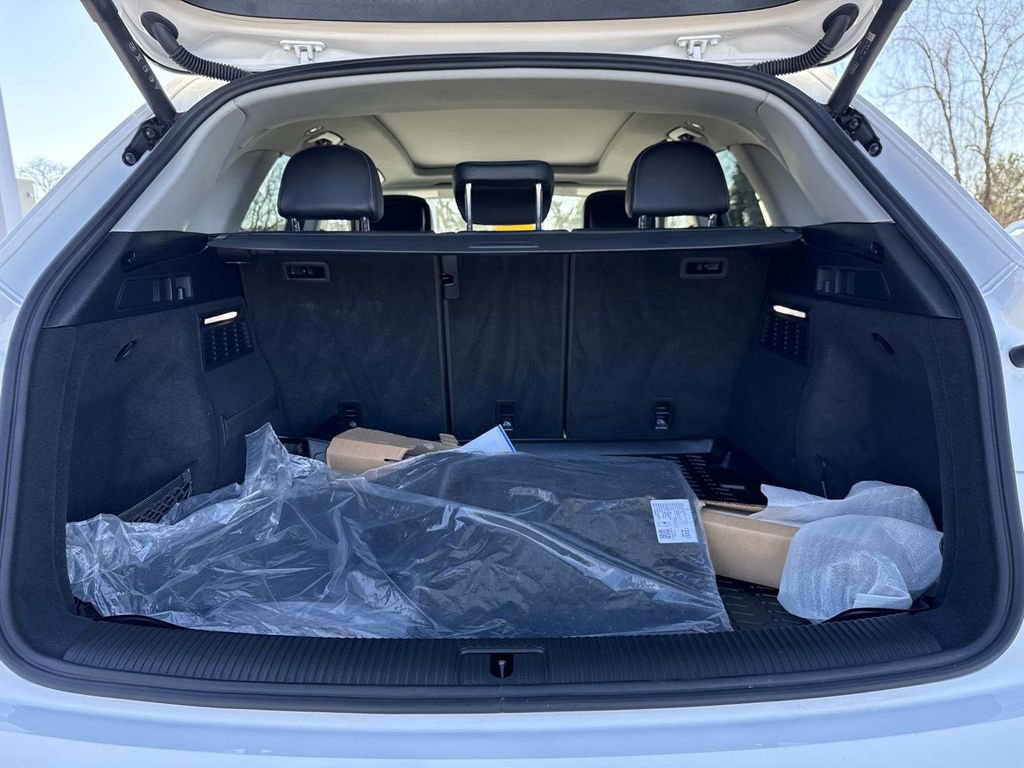 Used 2025 Audi Q5 2.0T Premium w/ Convenience Plus Package image 21