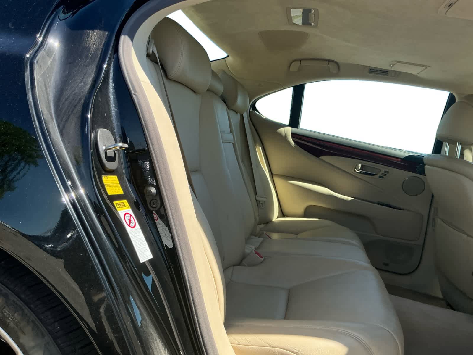 Used 2011 Lexus LS 460 L w/ Rear Seat Upgrade Pkg AWD/4WD image 12