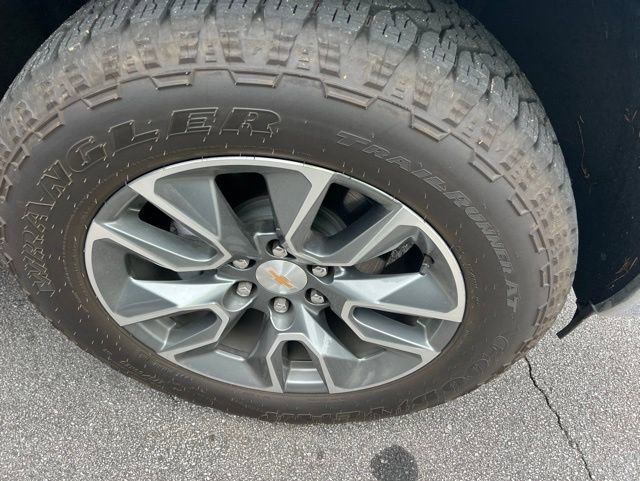 Used 2026 Chevrolet Silverado 1500 LT AWD/4WD image 7