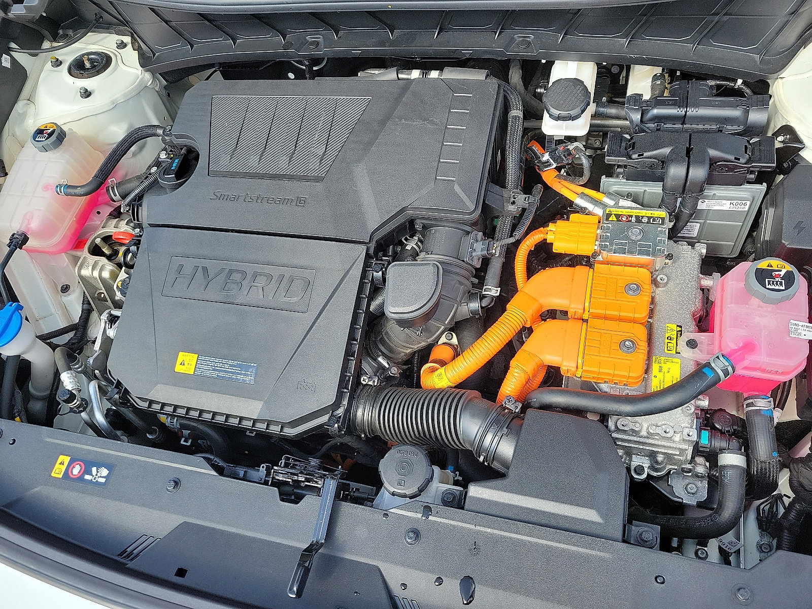 Used 2023 Kia Niro SX Touring image 27