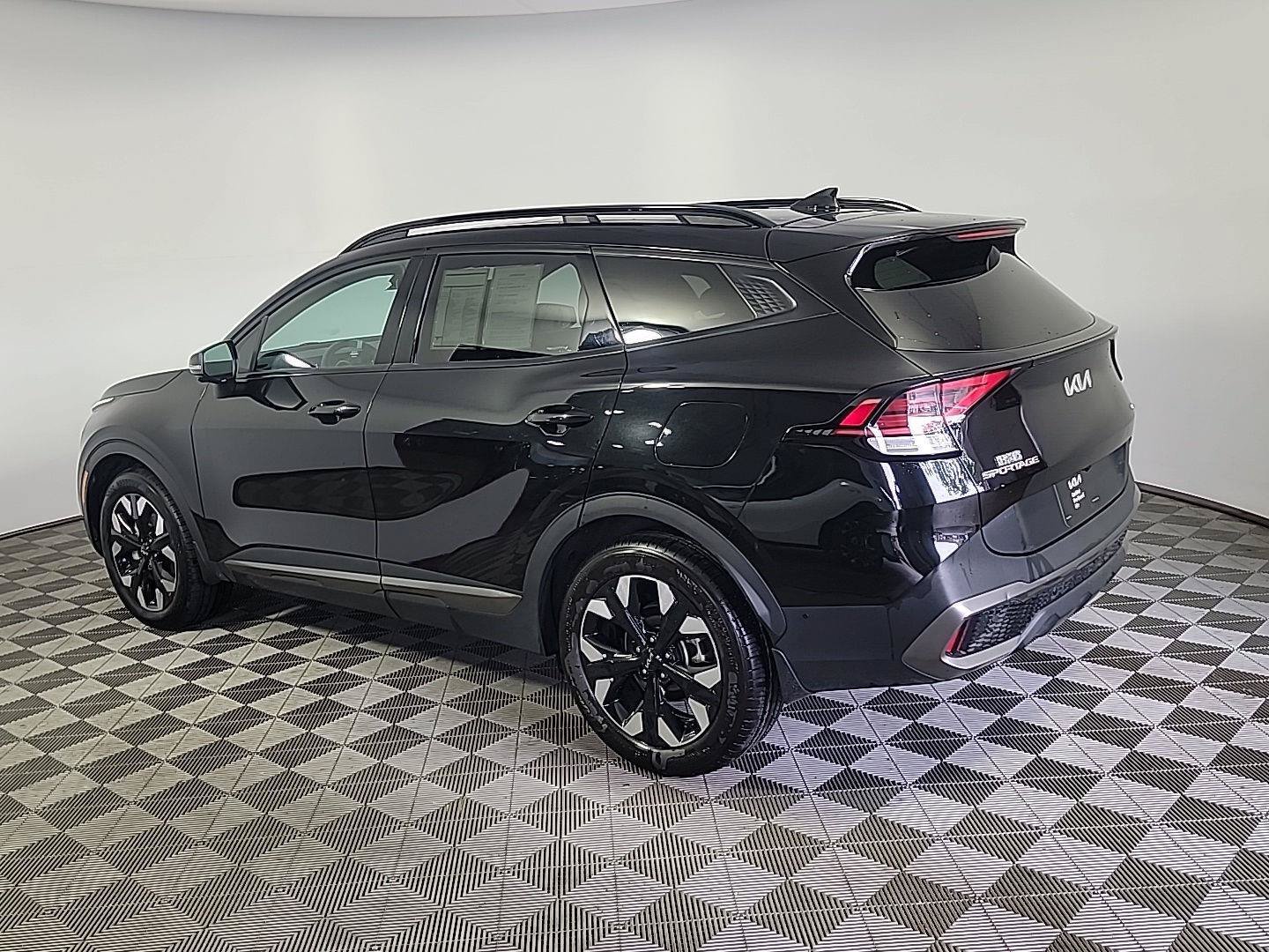 Certified 2023 Kia Sportage X-Line Prestige AWD/4WD image 11